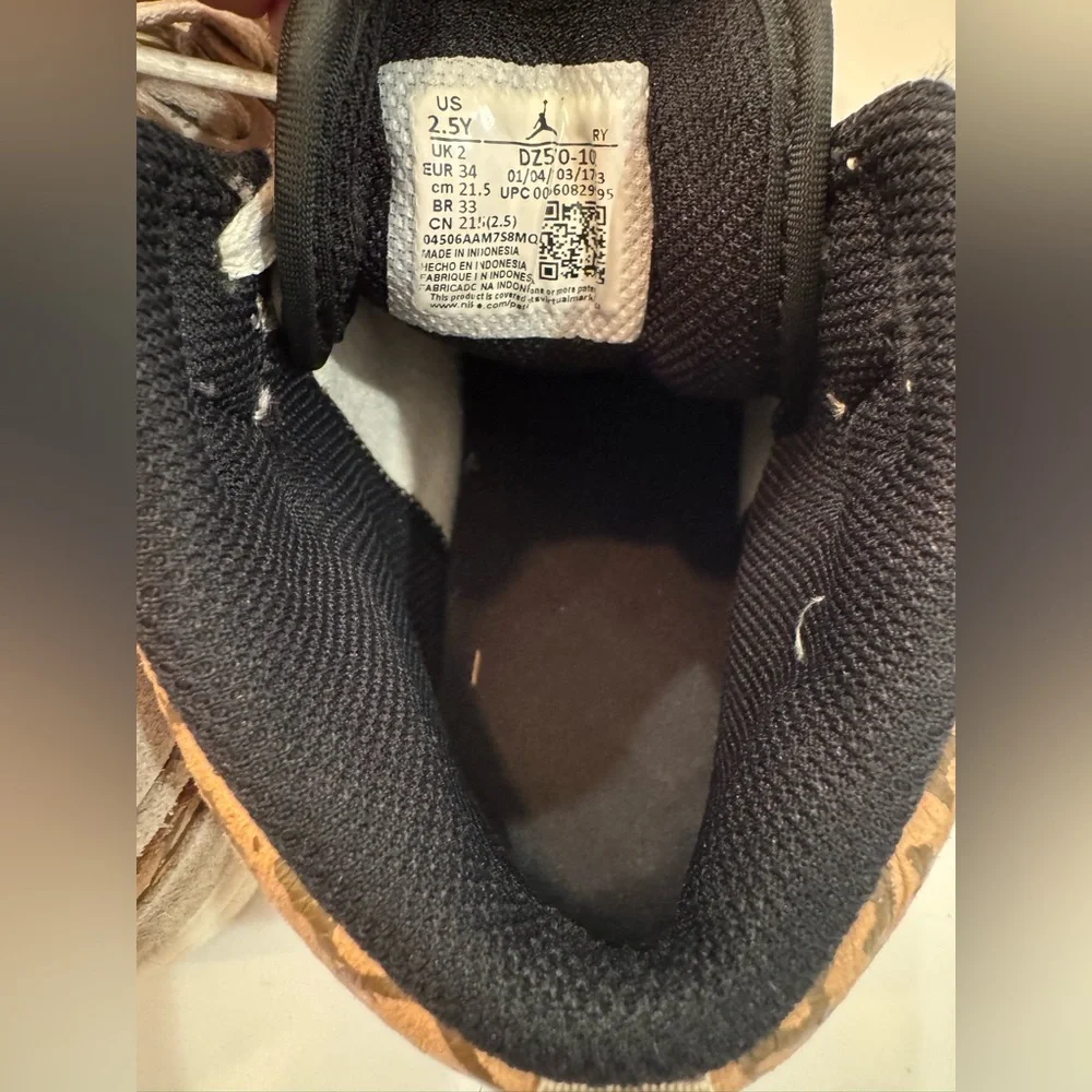 Air Jordan 1 Mid SE Safari Elephant Print Kids Sneakers, Size 2.5Y